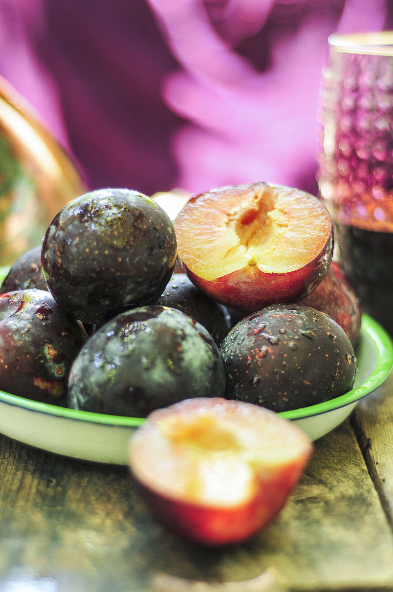 李子煮熟了还有营养吗