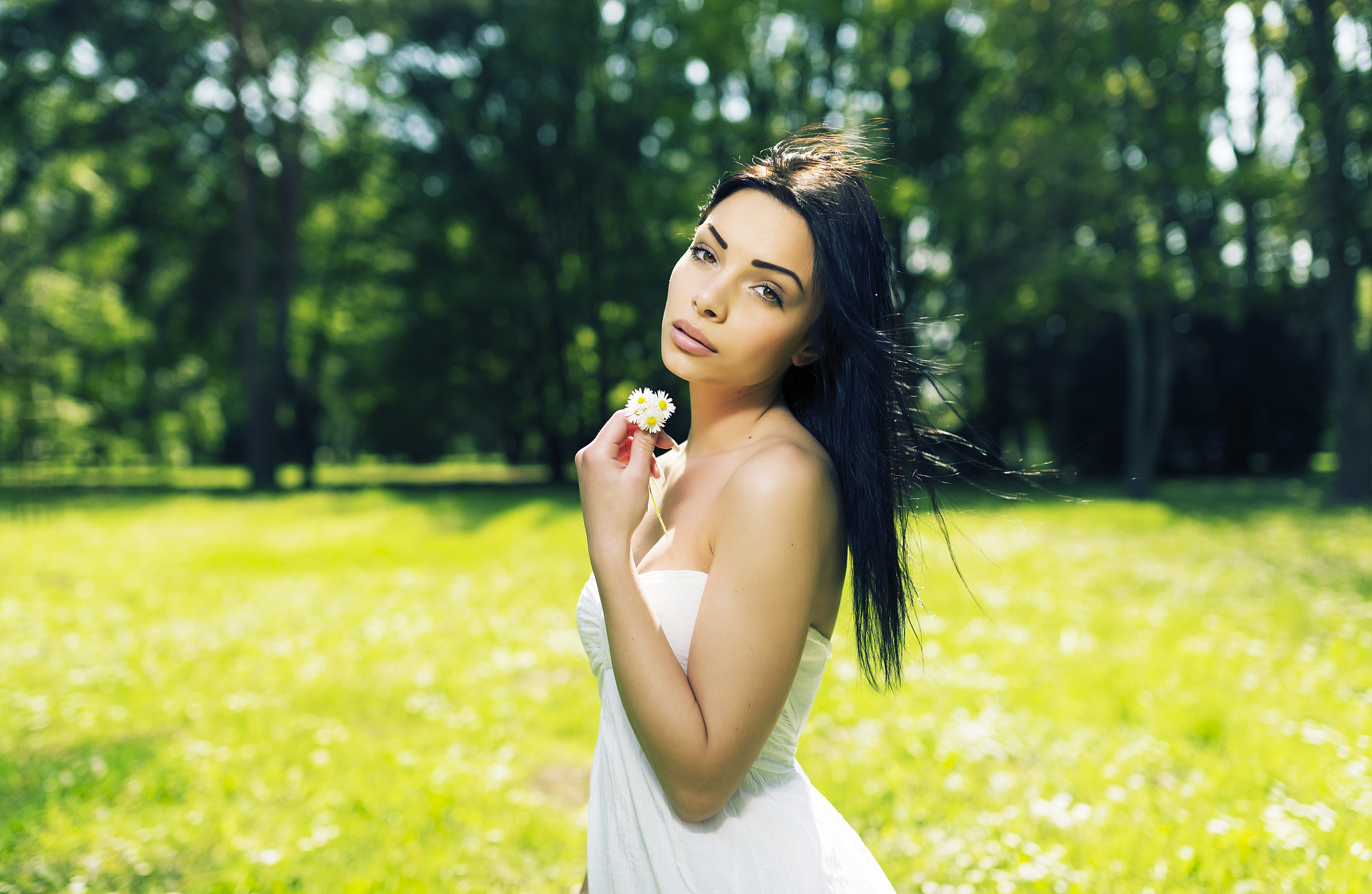 怎样批判一个好女人幸福三代人的固化思维？ 可以整合起来说吗？三百字以内最好有举例可以说的白话文点吗？