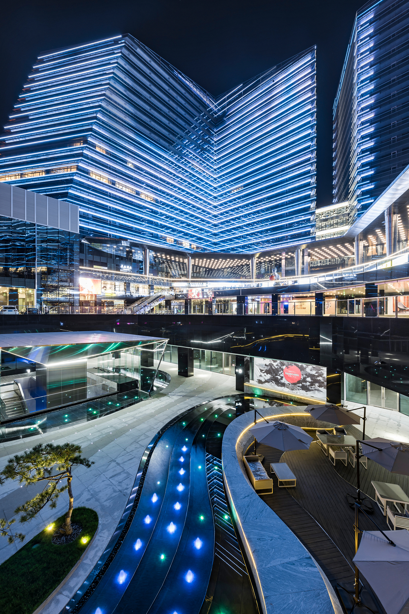 用内行人告诉你西安这些酒店好而不贵为内容生成一个500字的抖音视频文案