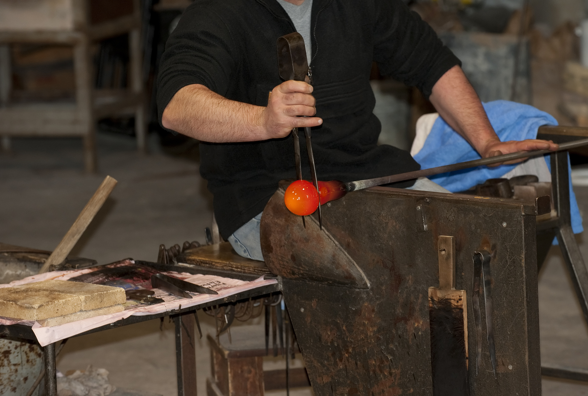 glass maker