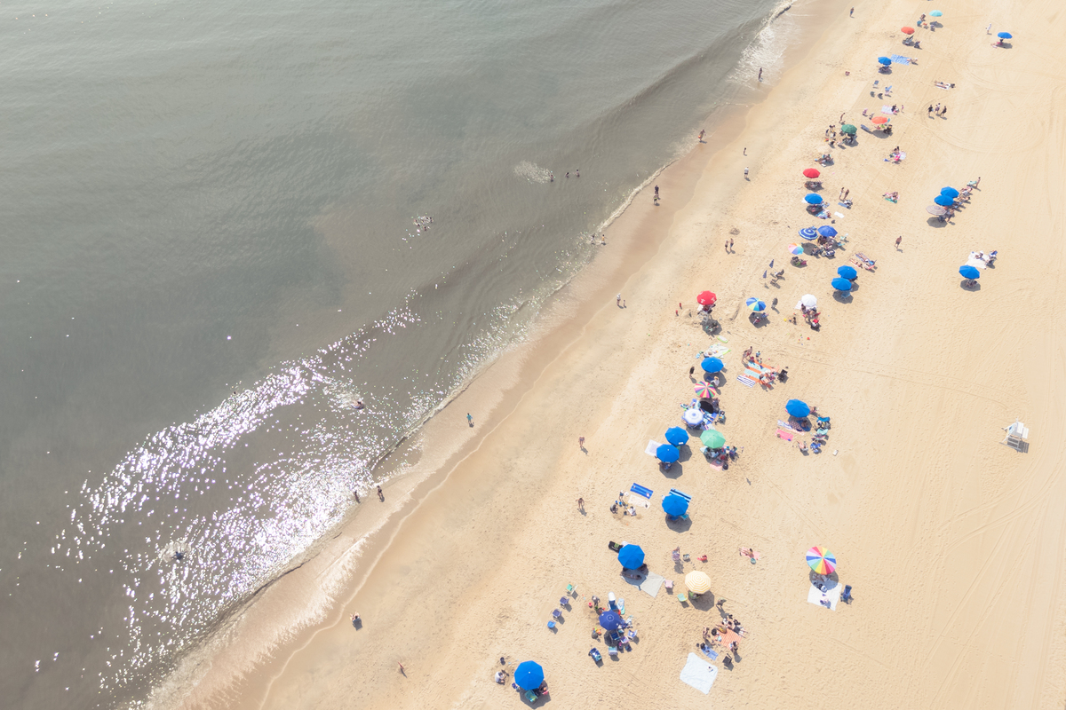 珠海飞沙滩旅游攻略帮我用200字详细描述