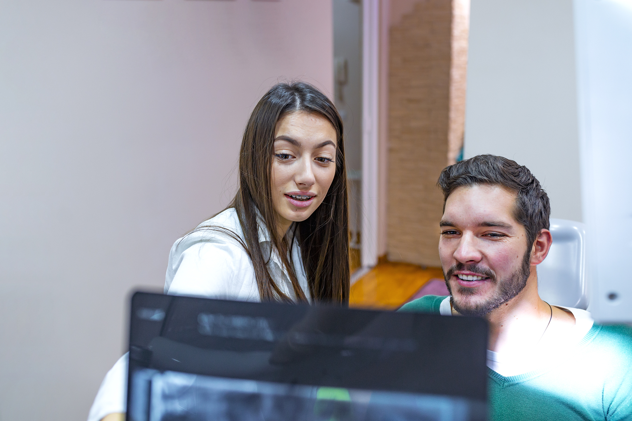 浙江医药高等专科学校里比较热门的专业是什么专业？