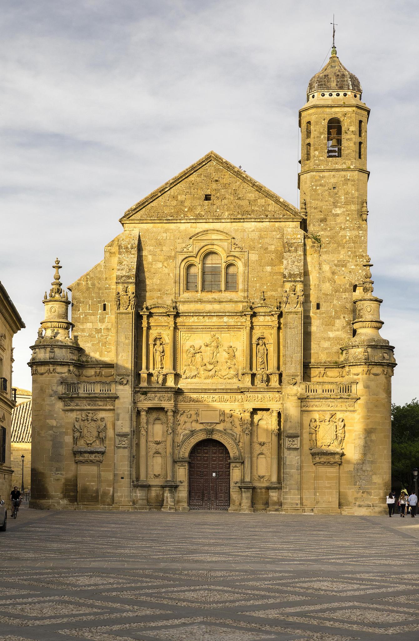 capilla del salvador, saviour chapel, renaissance, plaza vazquez