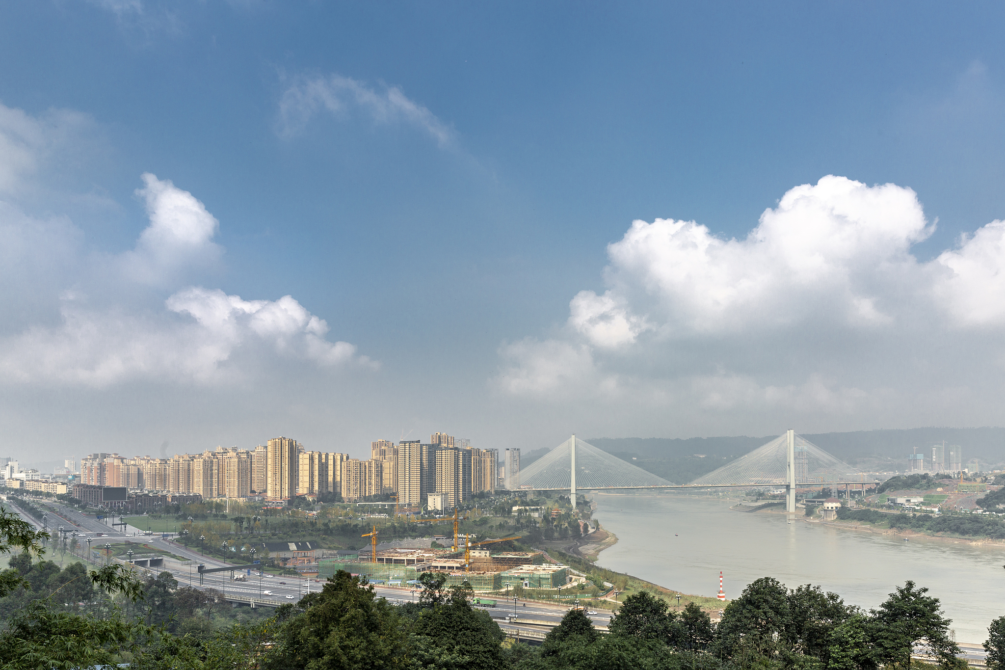 桥梁与城市建筑