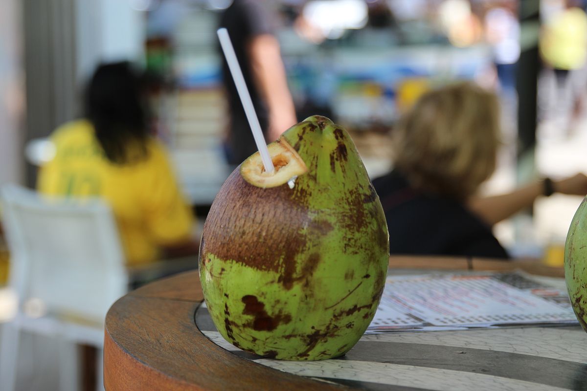 菲律宾特色商品 - 椰子产品、水果、海鲜、手工艺品等