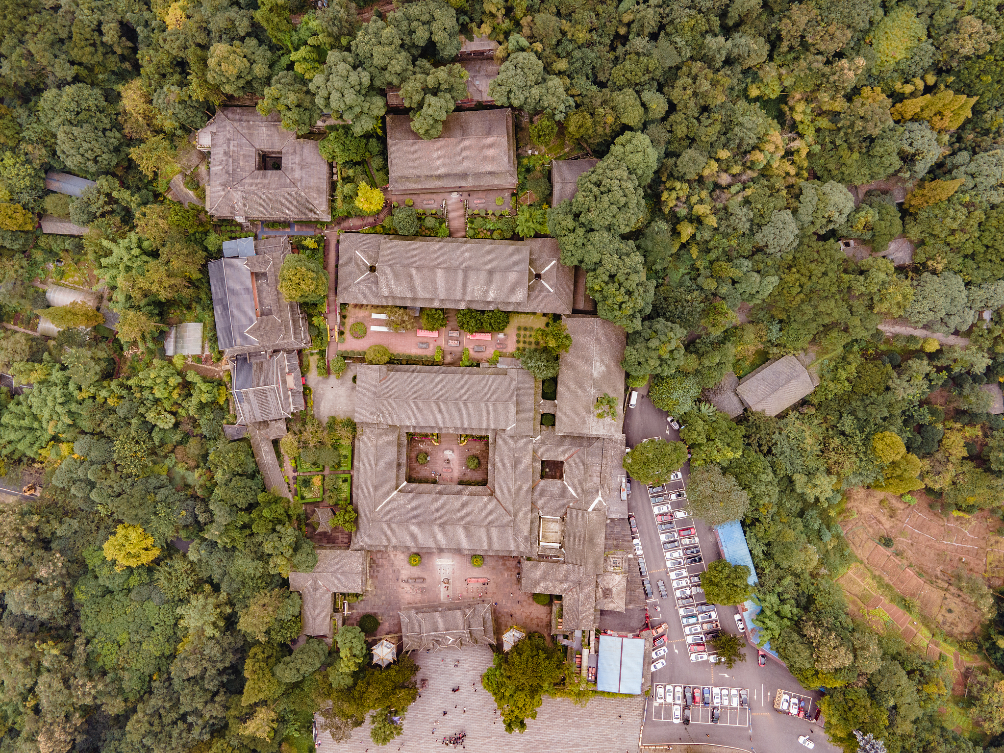 峨眉山市旅游学校影视戏剧美术设计方向专业介绍？