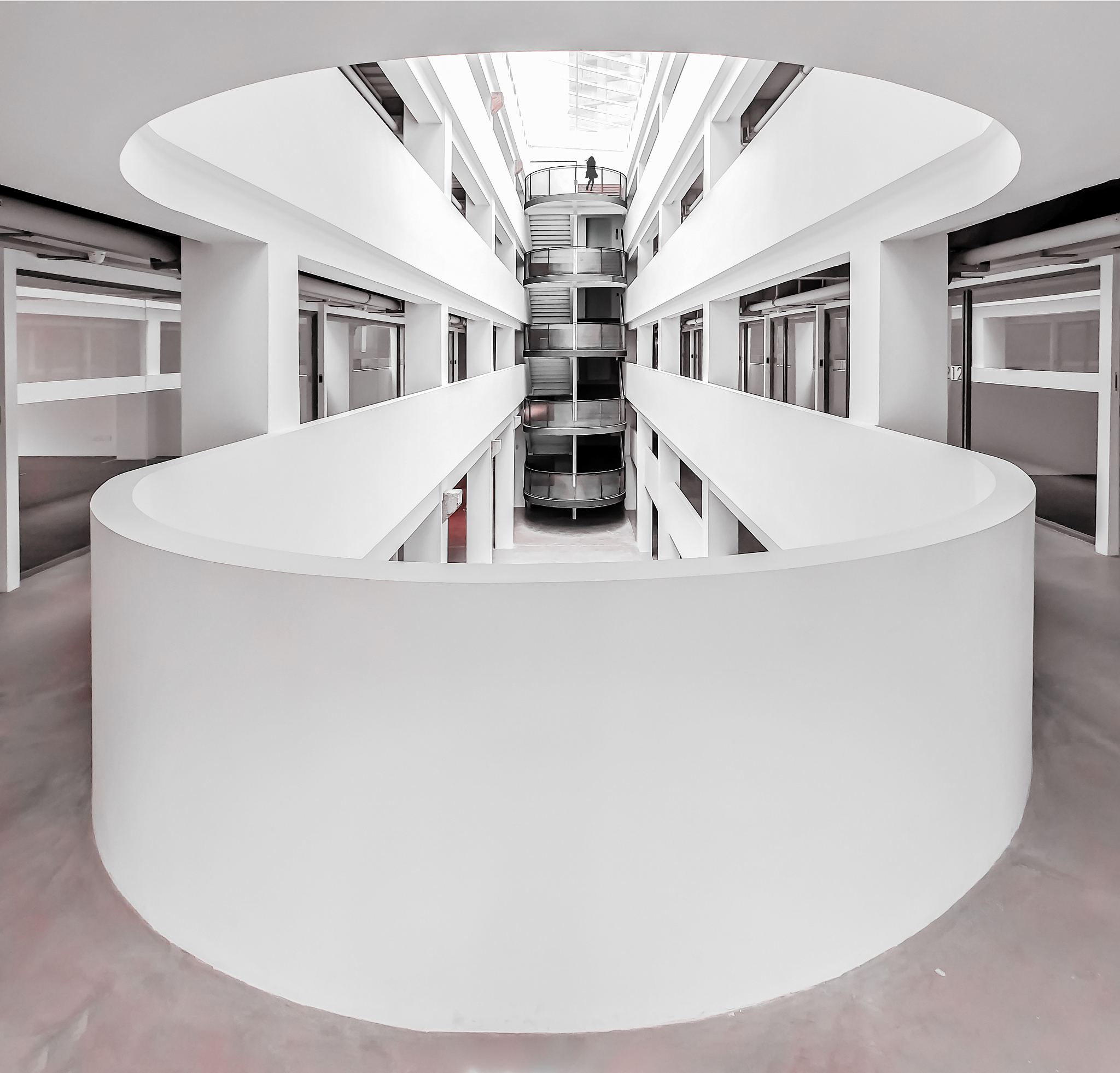 校园专家楼设计方案：现代化、功能齐全、舒适安全