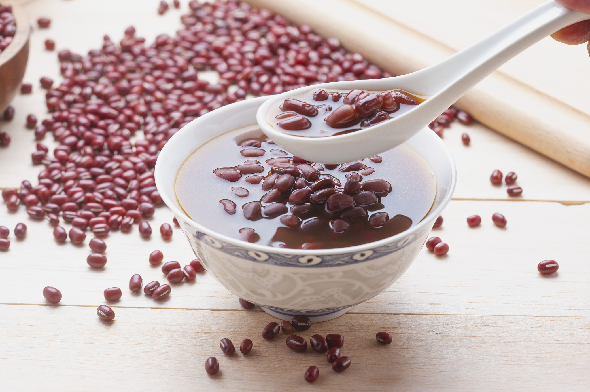 冰镇红豆薏米汤的做法_冰镇红豆薏米汤怎么做