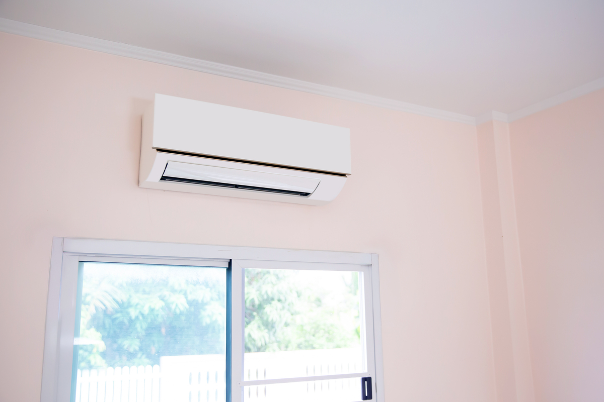 今年热天长顺需要装空调不帮我用200字详细描述