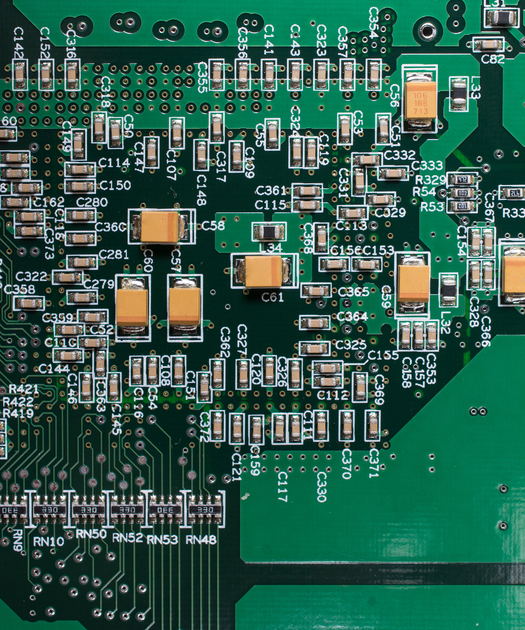 PROTEUS 中 OLED 显示屏的器件符号