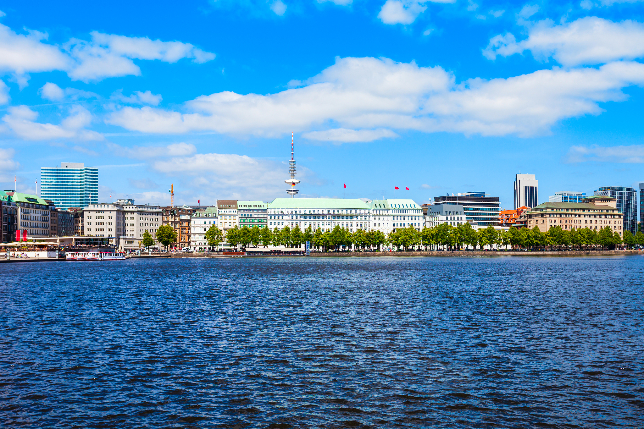 alster fountains in hamburg, germany