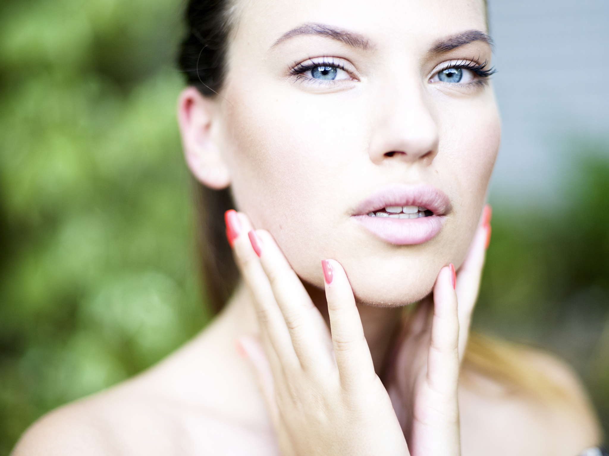 衡水亮点化妆摄影学校时尚艺术美甲班：开启你的美甲艺术之旅