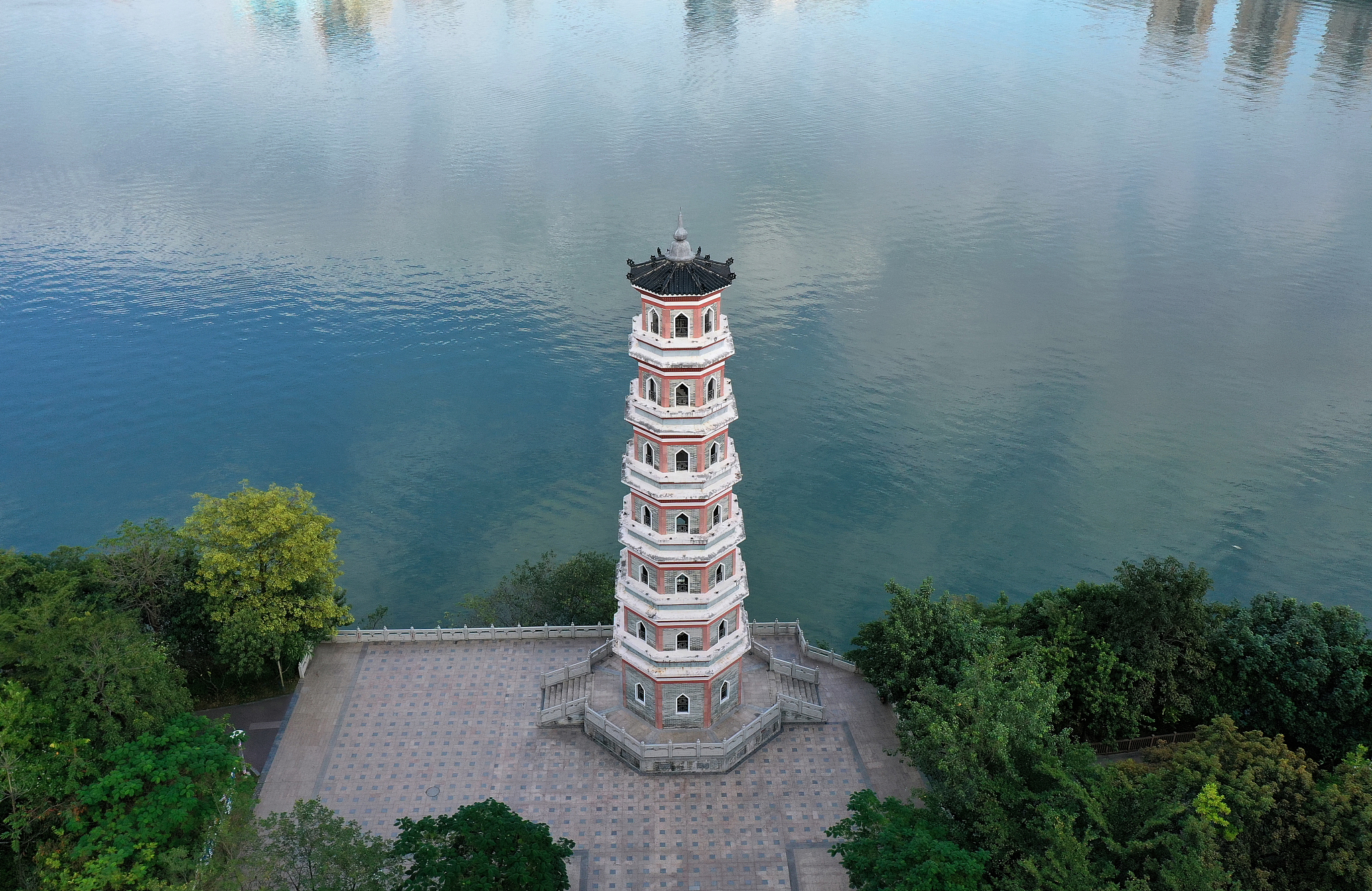 惠州惠城区技工学校地址 - 查找技巧与联系方式
