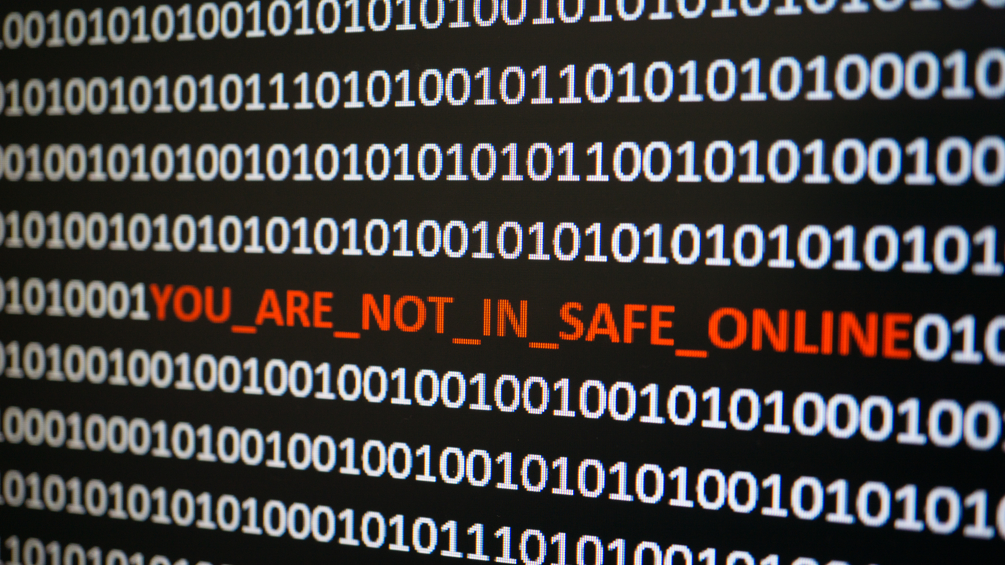 下列不属于密码技术被误用情形的是。A、使用固定值作为加密算法的初始向量B、擅自修改协议的数据接口及数据格式C、使用计数器代替签名中的随机数D、颠倒身份鉴别中的挑战者与相应者角色