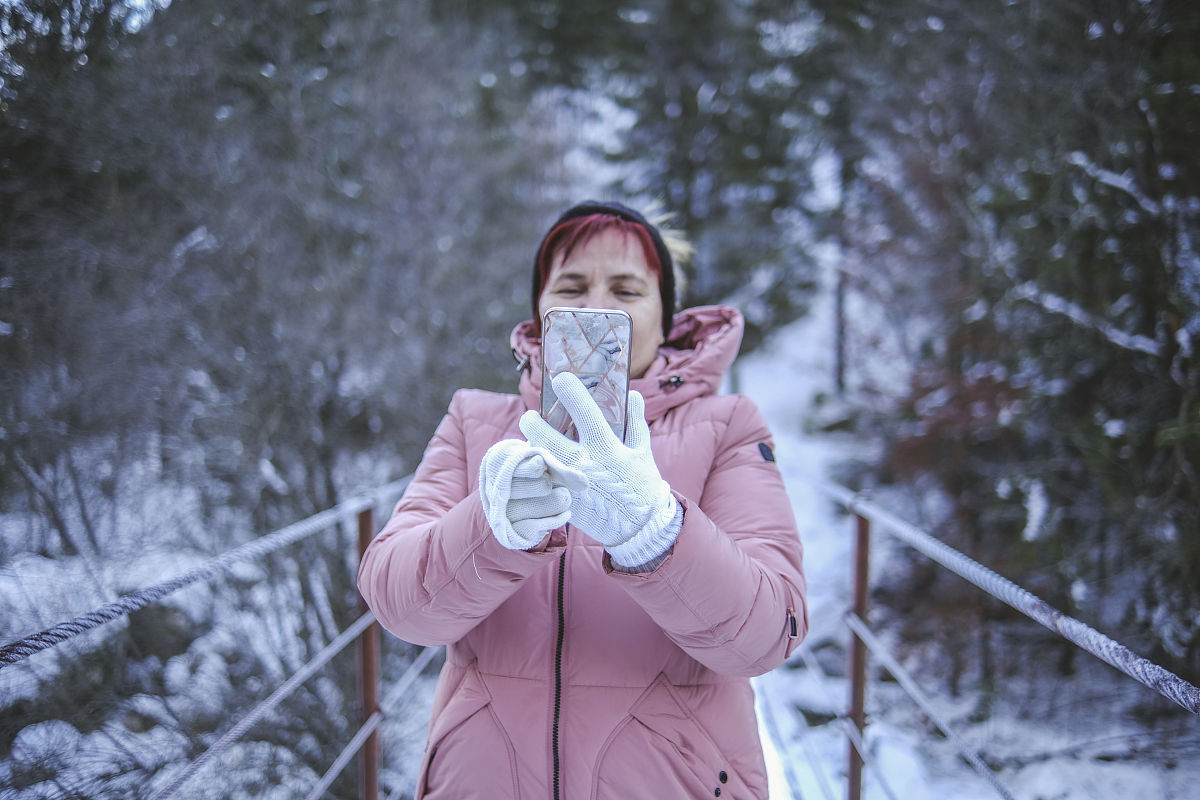 如何解锁设备而不删除数据？