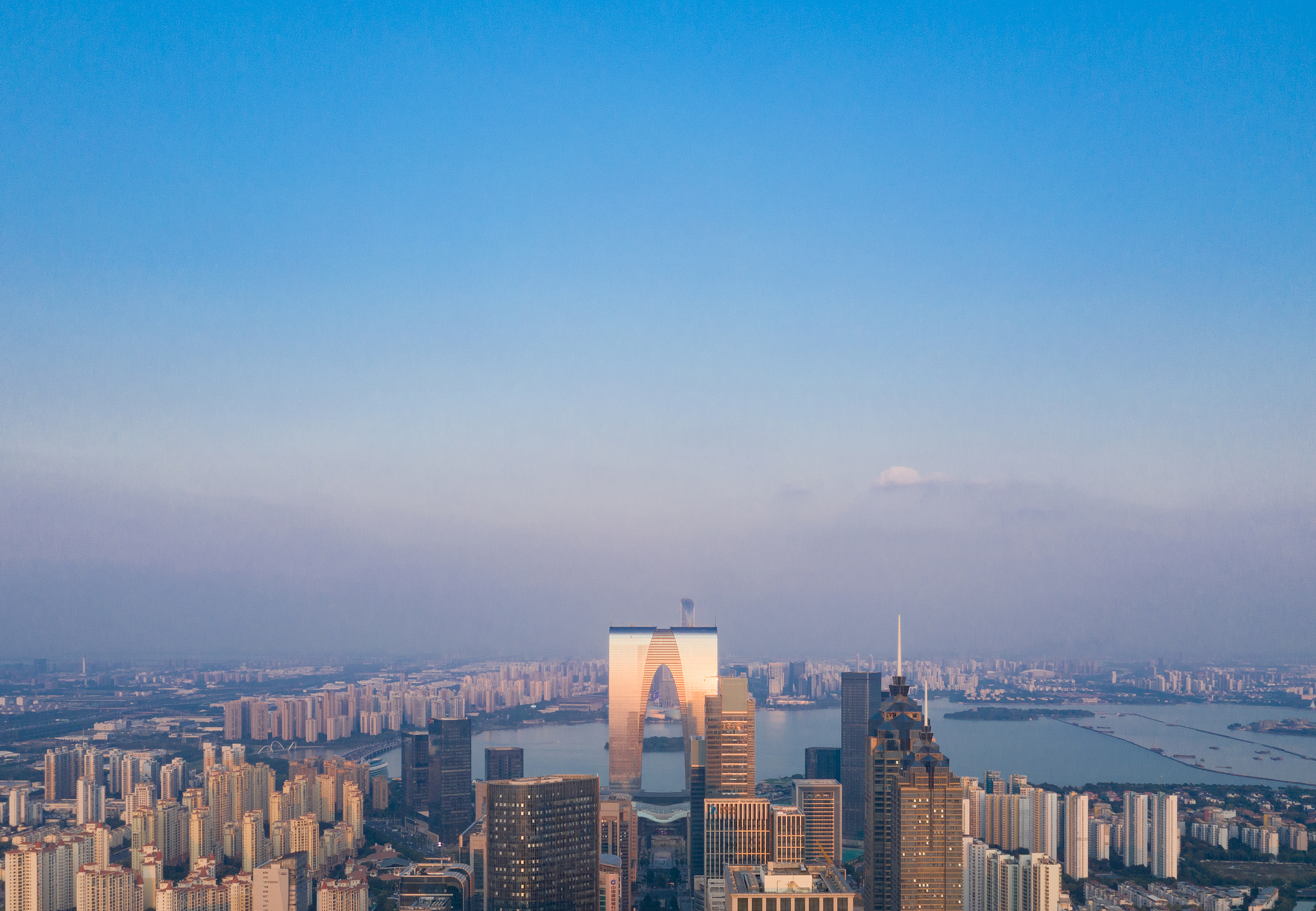 航拍苏州现代城市商务区风光