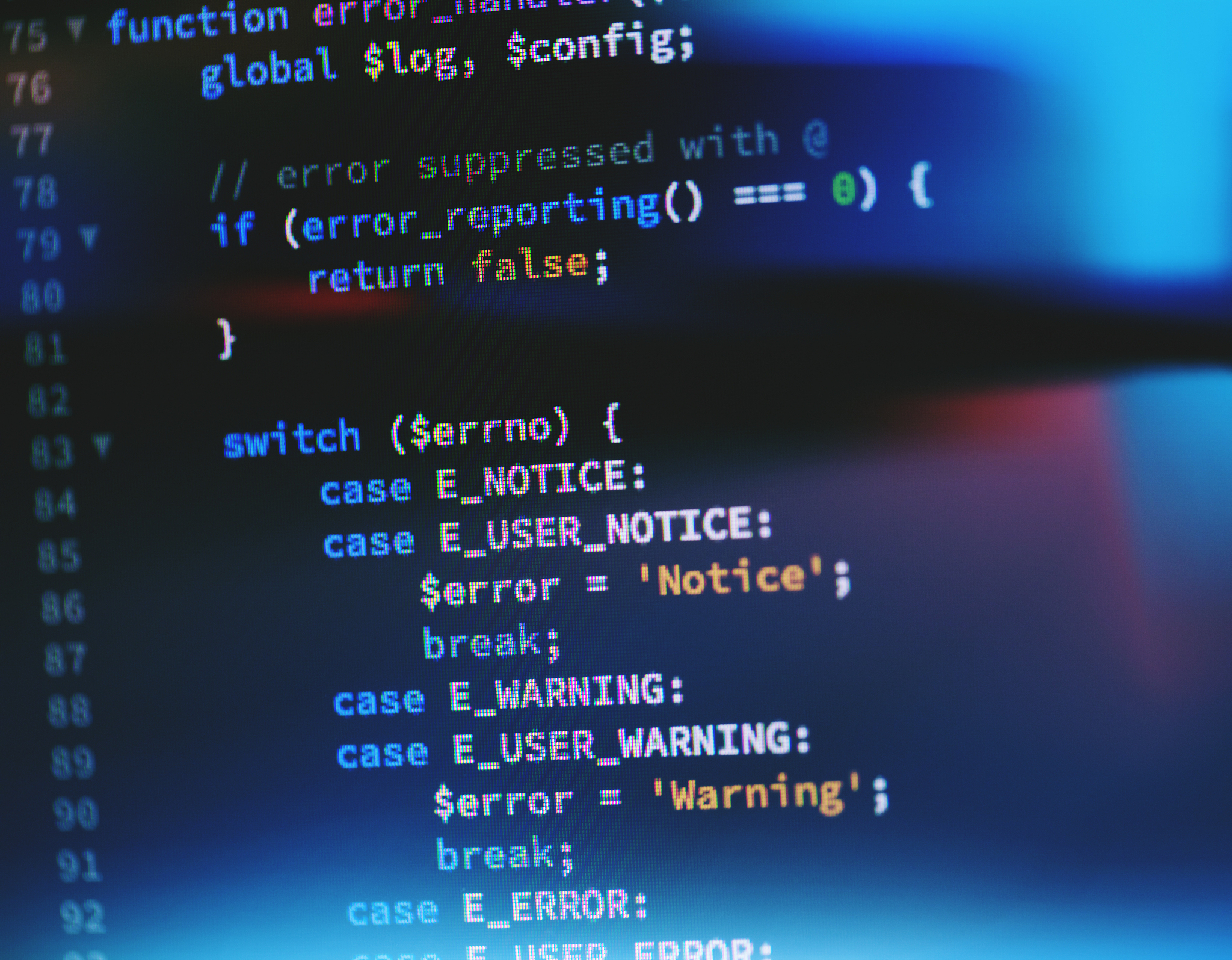 DNS 攻击技术详解：常见攻击方式及防御措施