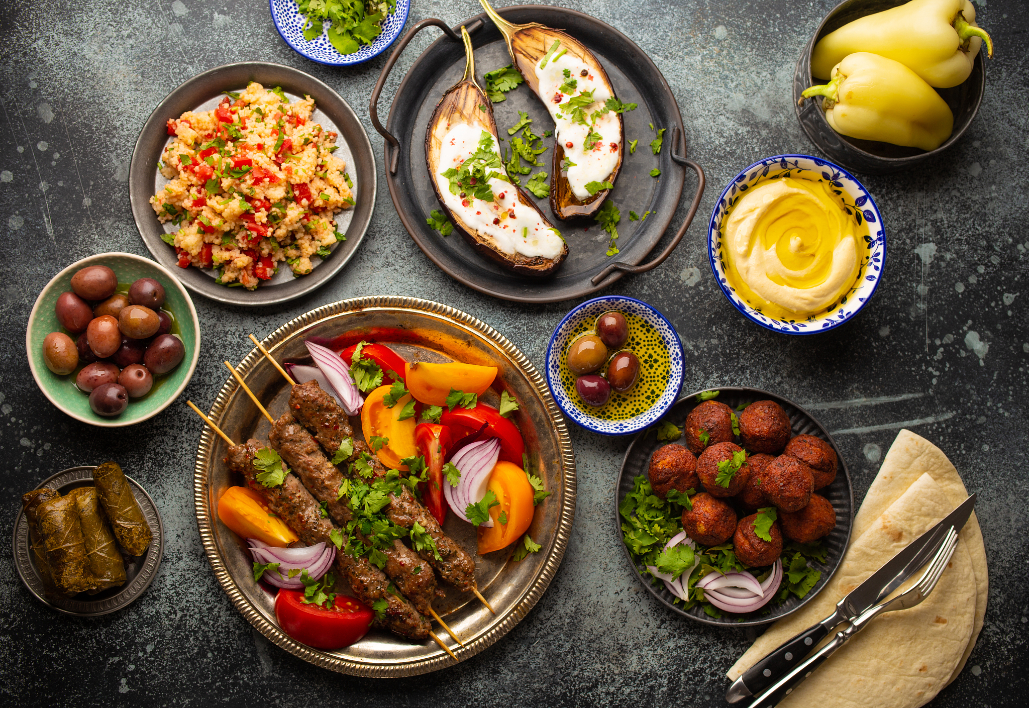 middle eastern dinner table