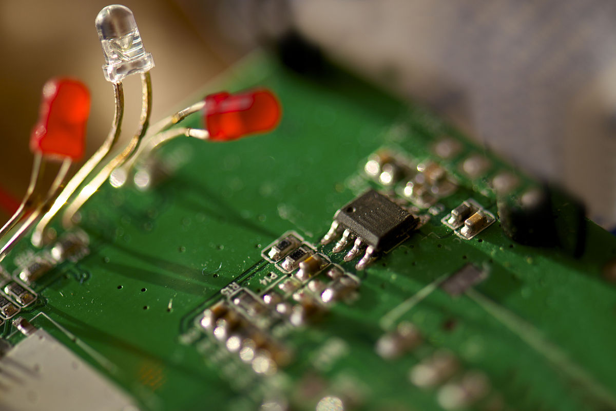 二极管是负载吗