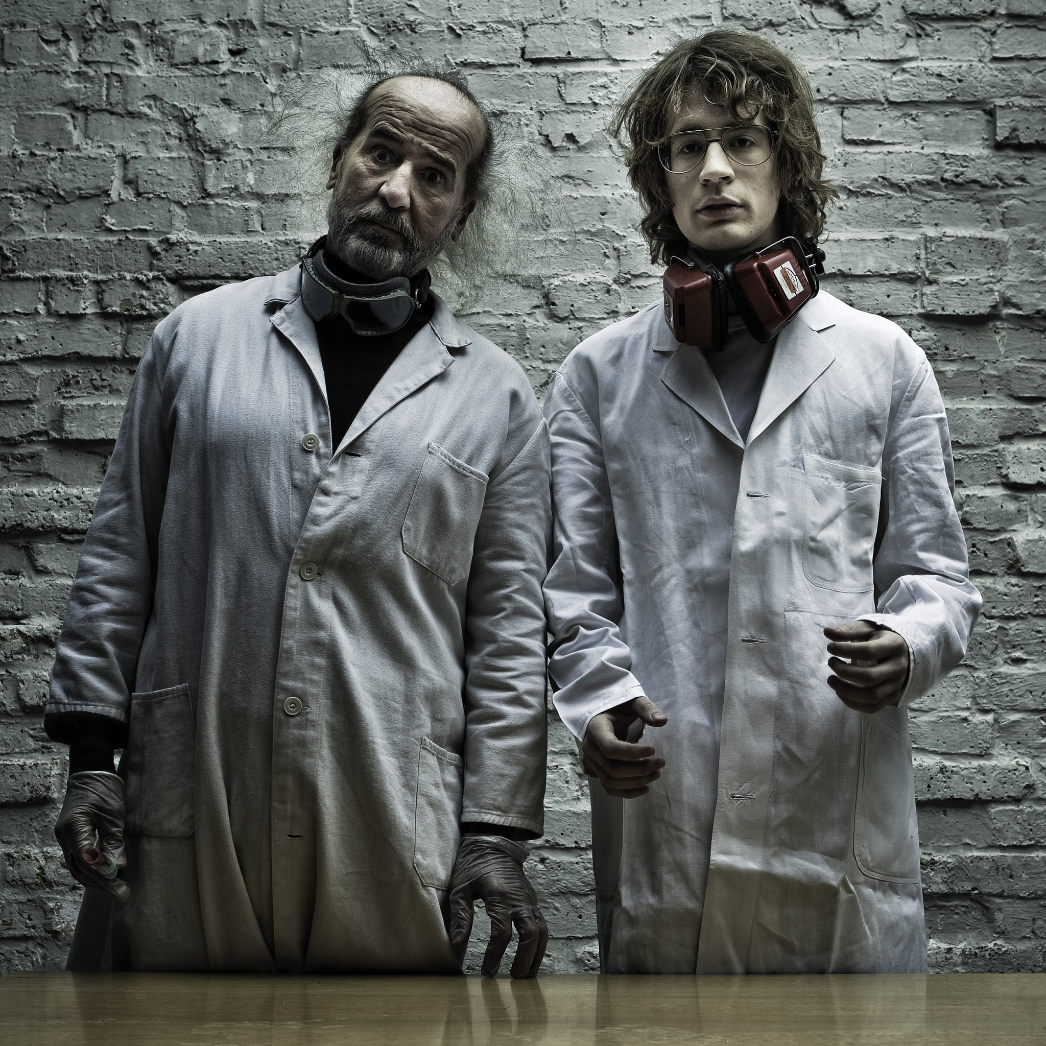 女生说看到大体老师了，如何幽默回应？