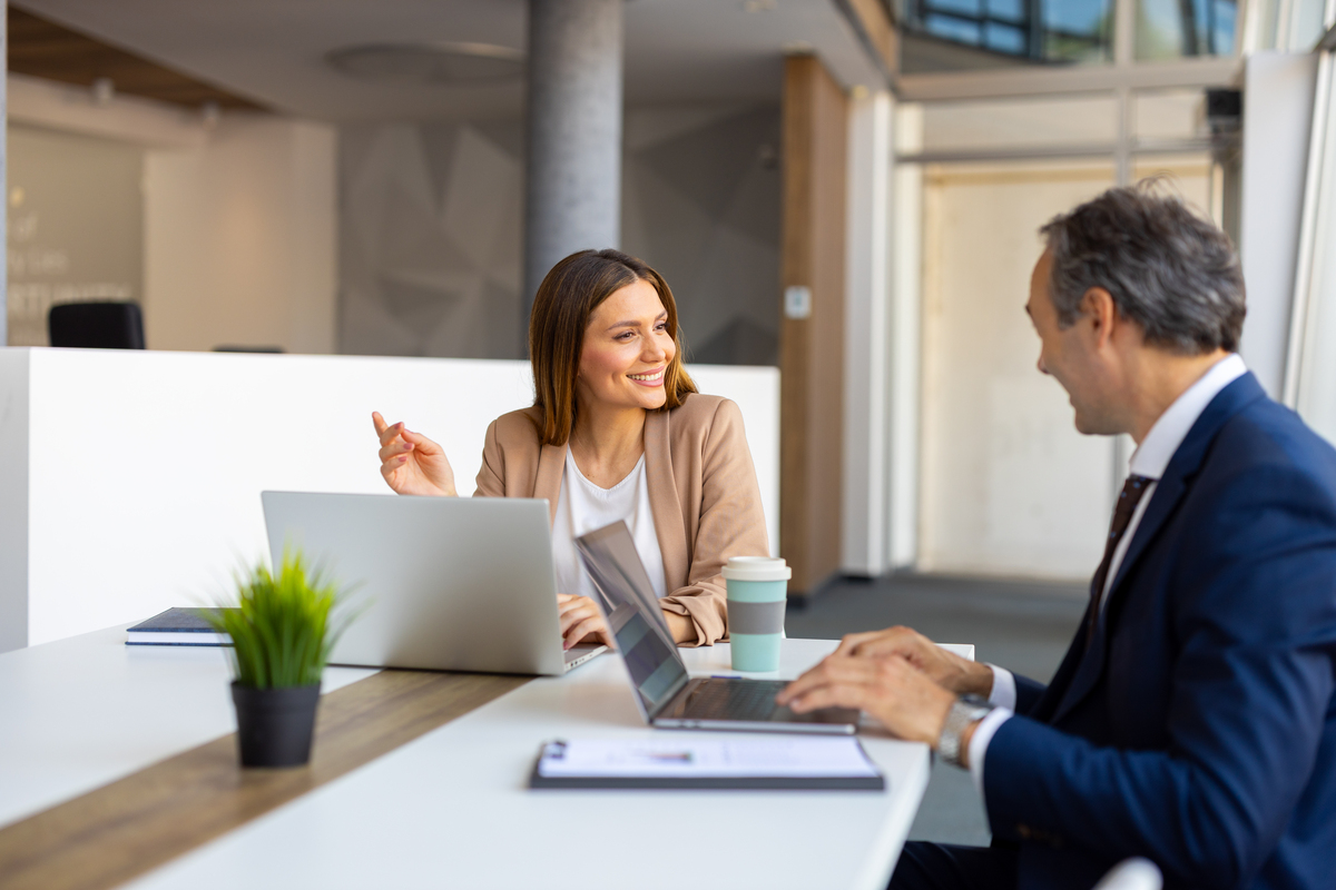 写5000字被人利用的场景和应对的办法