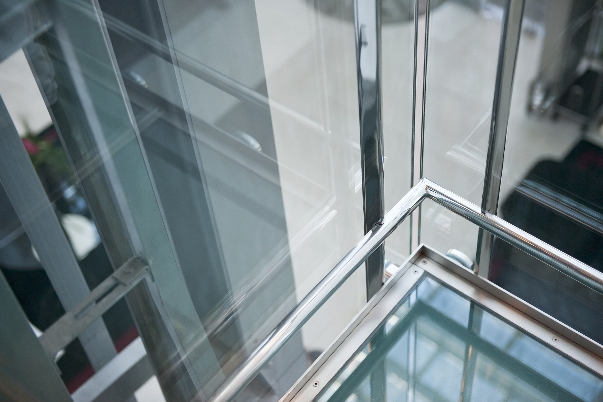 glass elevator
