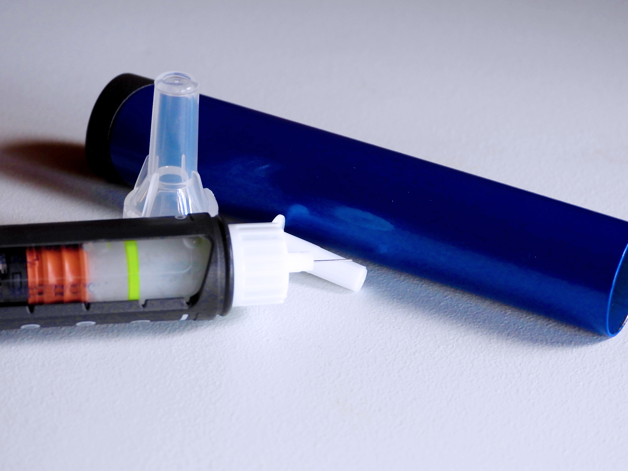 胰岛素注射笔维修指南：清洁、更换针头、检查功能