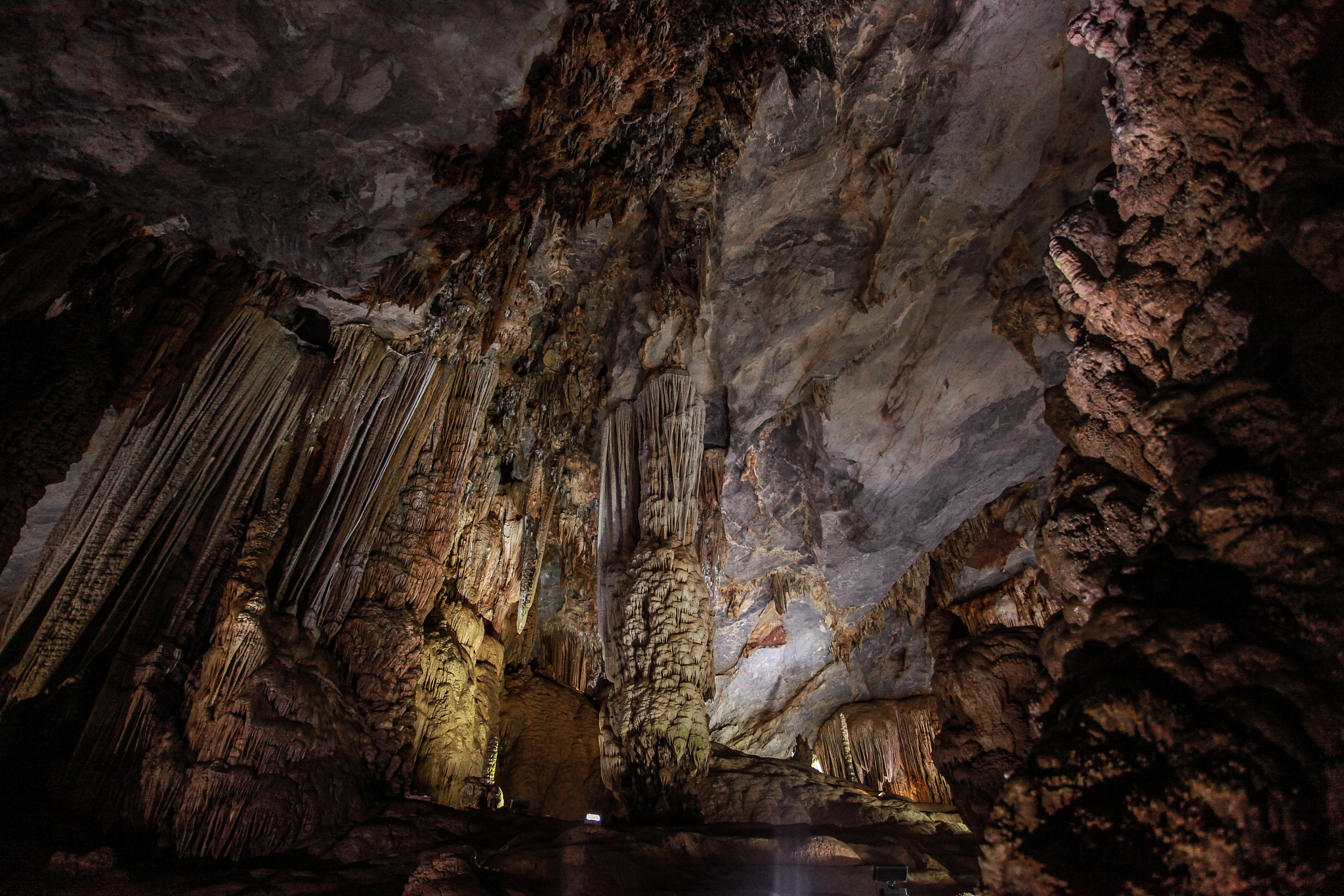 the stalactite at heaven cave in quang binh, vietnam