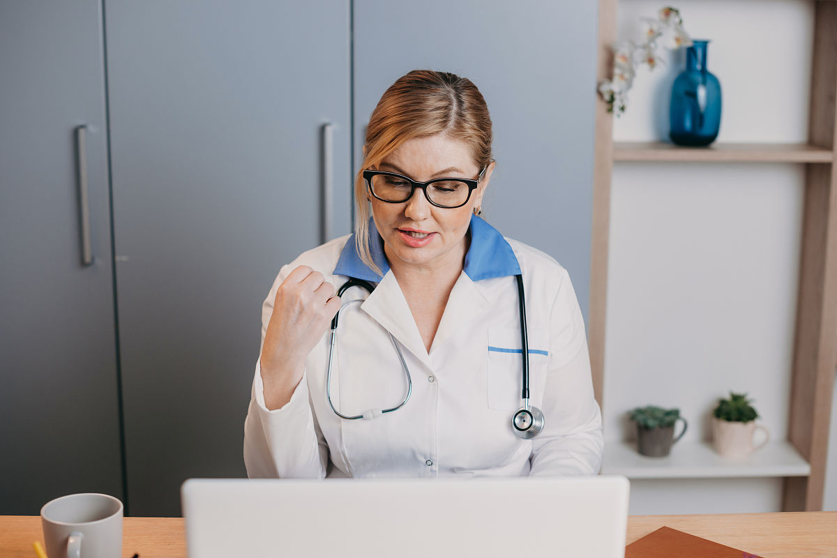 四川护士学校的学校环境怎么样？