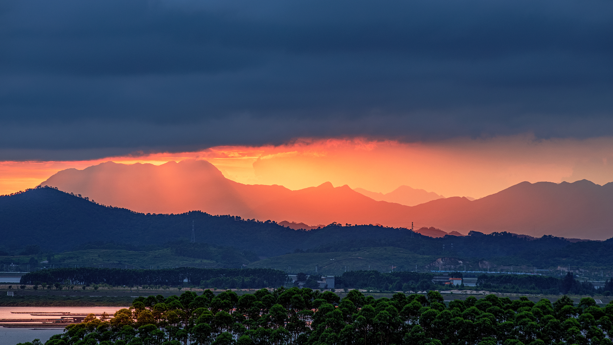 防城港理工职业学校2021年报名需要满足哪些条件