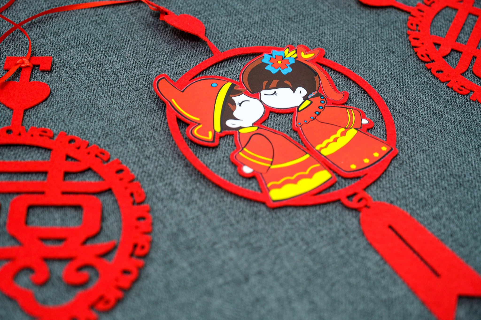 中式婚礼打伞的寓意与习俗