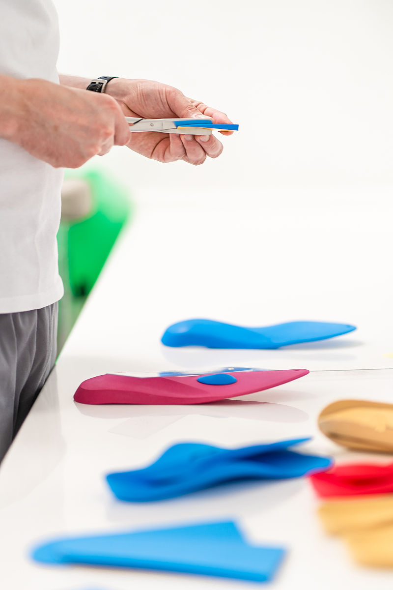 三次方程的非线性拟合为什么比二次方程的非线性拟合要好