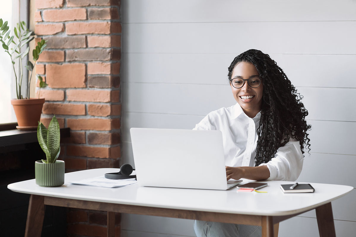 女生发搬办公室图片怎么回复回答加拓展