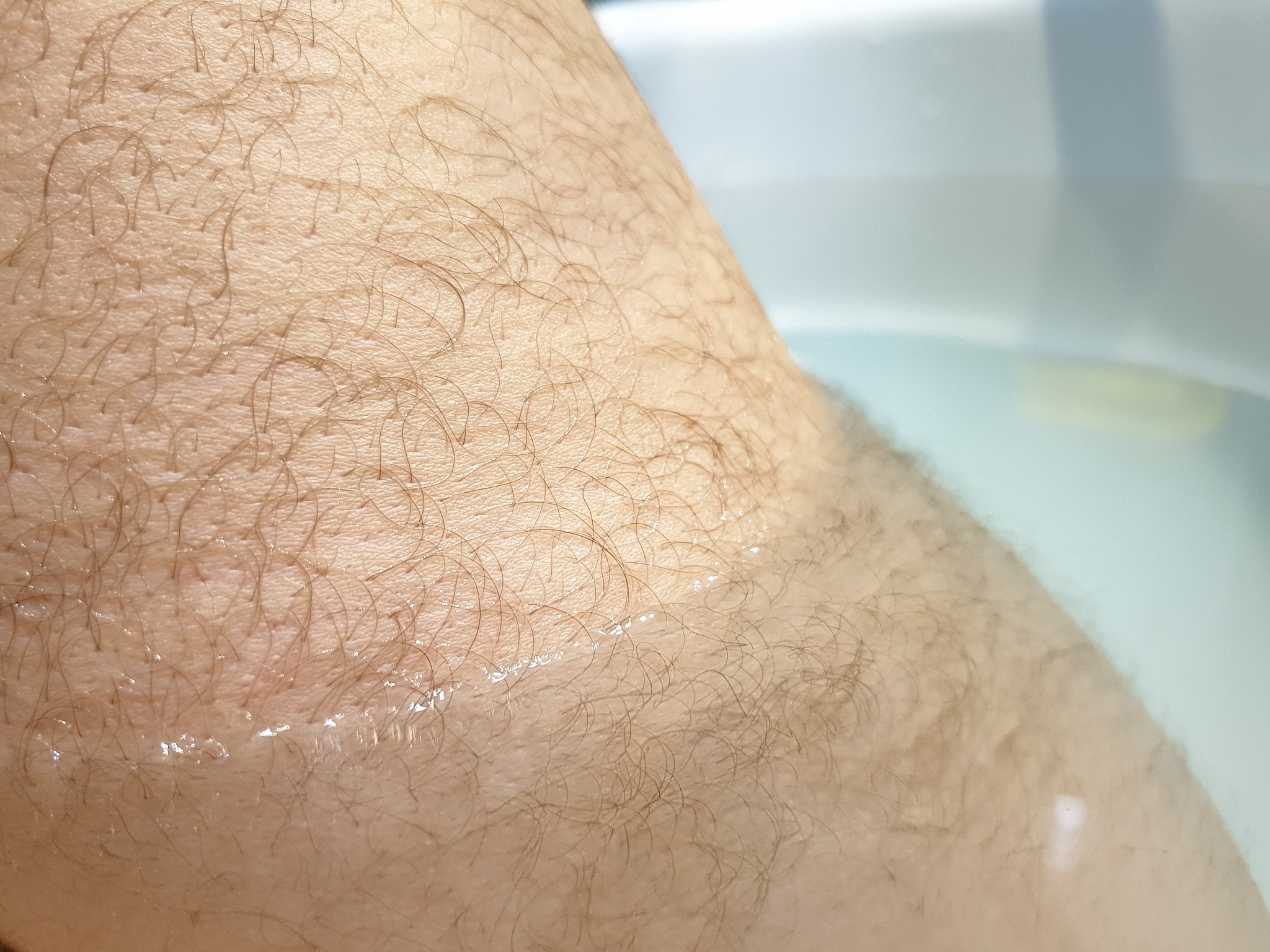 夏季必备脱毛膏 男生体毛管理神器 手毛腿毛腋毛 厚涂5分钟再逆着毛发生长方向用刮板刮干净 脱毛膏种草文案500字