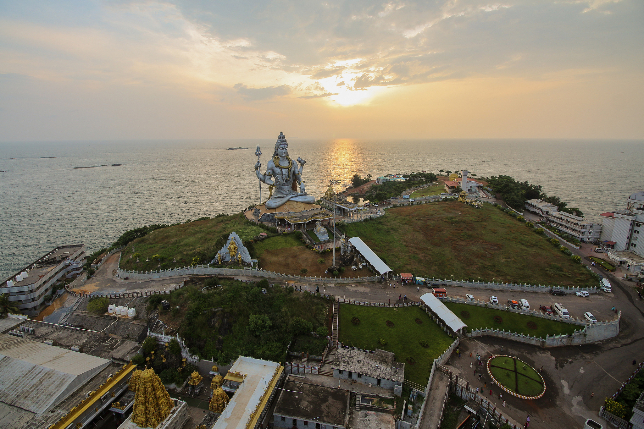 birds eye view of murudeshwar temple complex in karnataka, india
