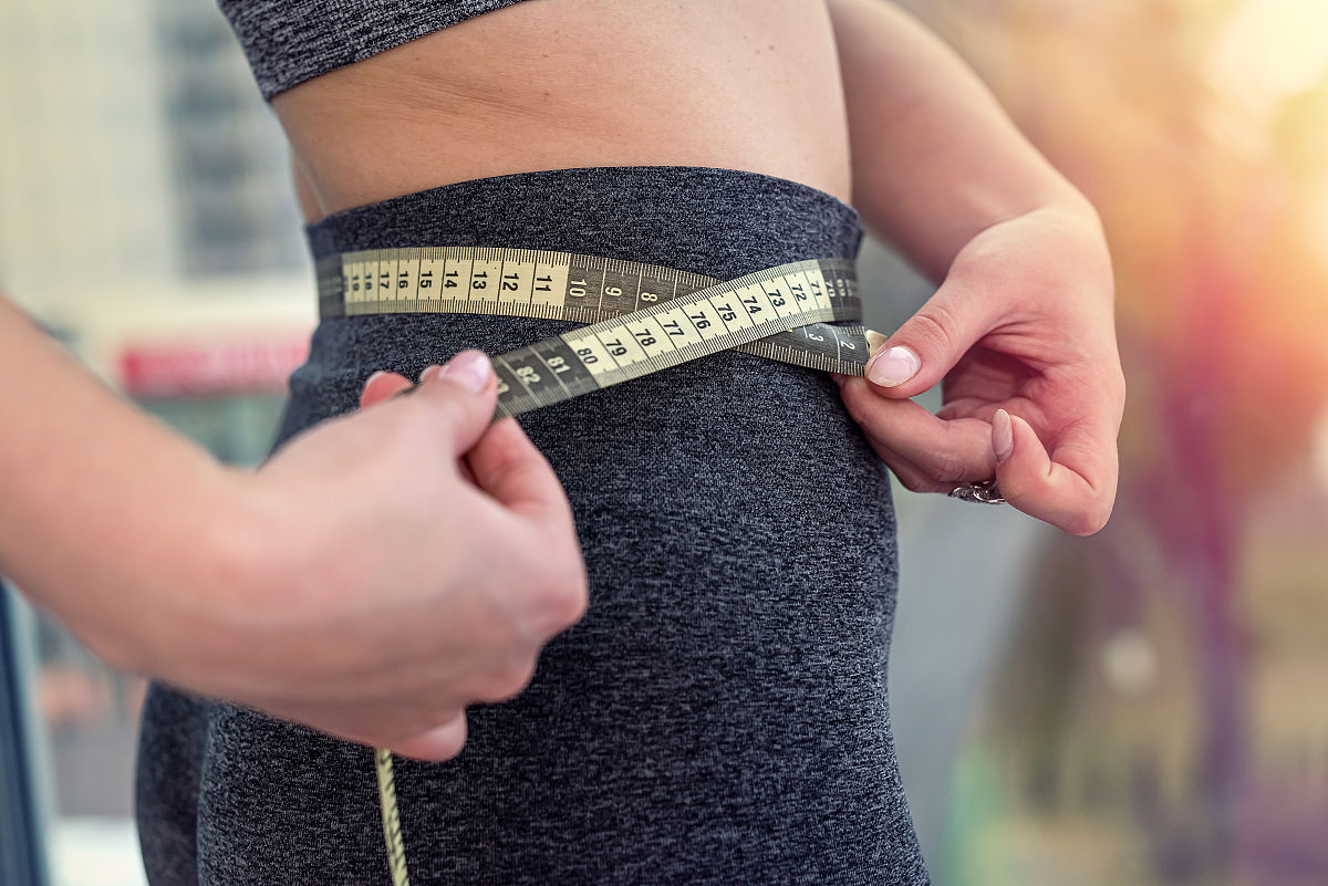 女人腰围75cm算粗吗？标准、比例、健康解读