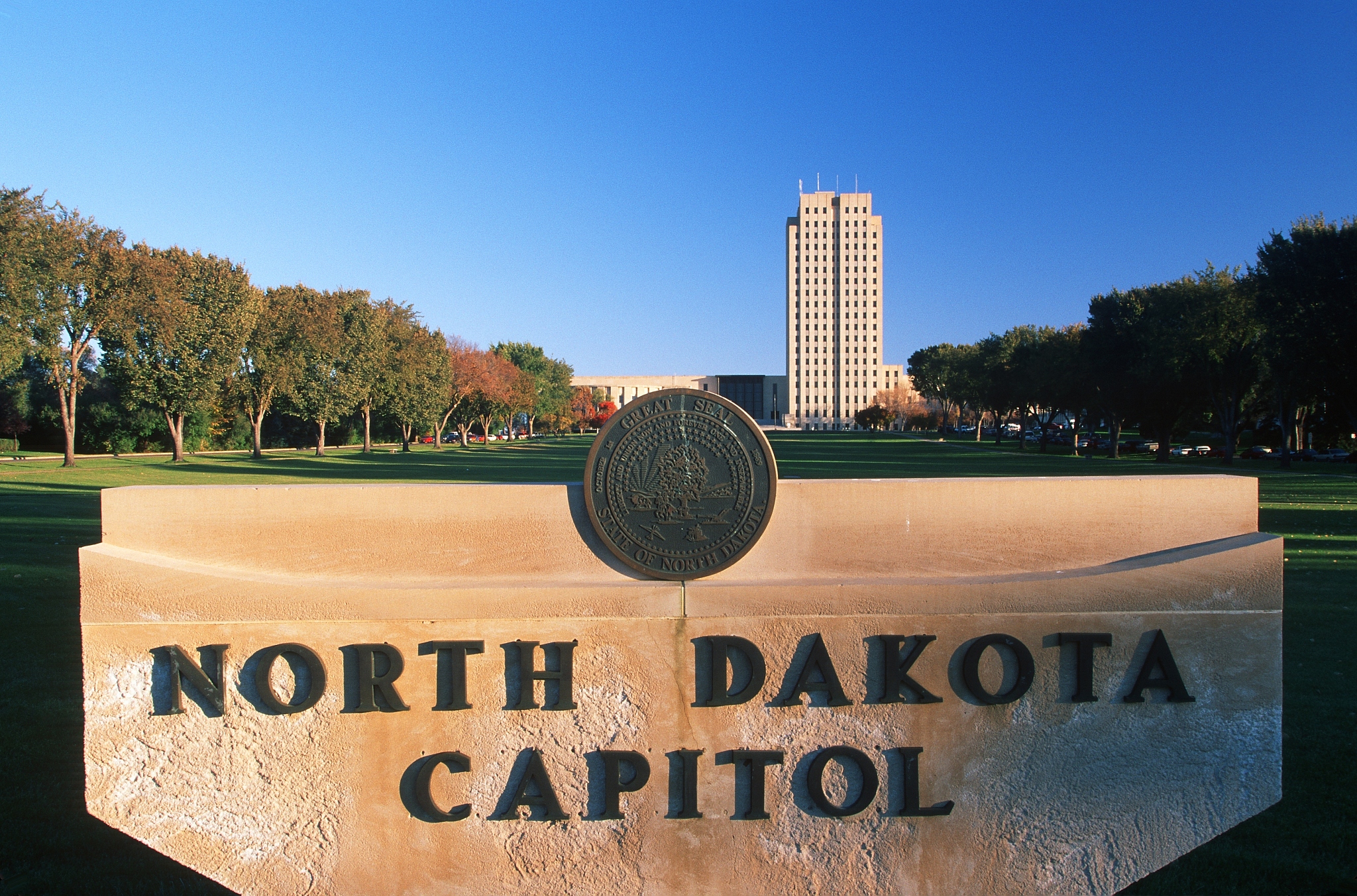 "state capitol of north dakota, bismarck"