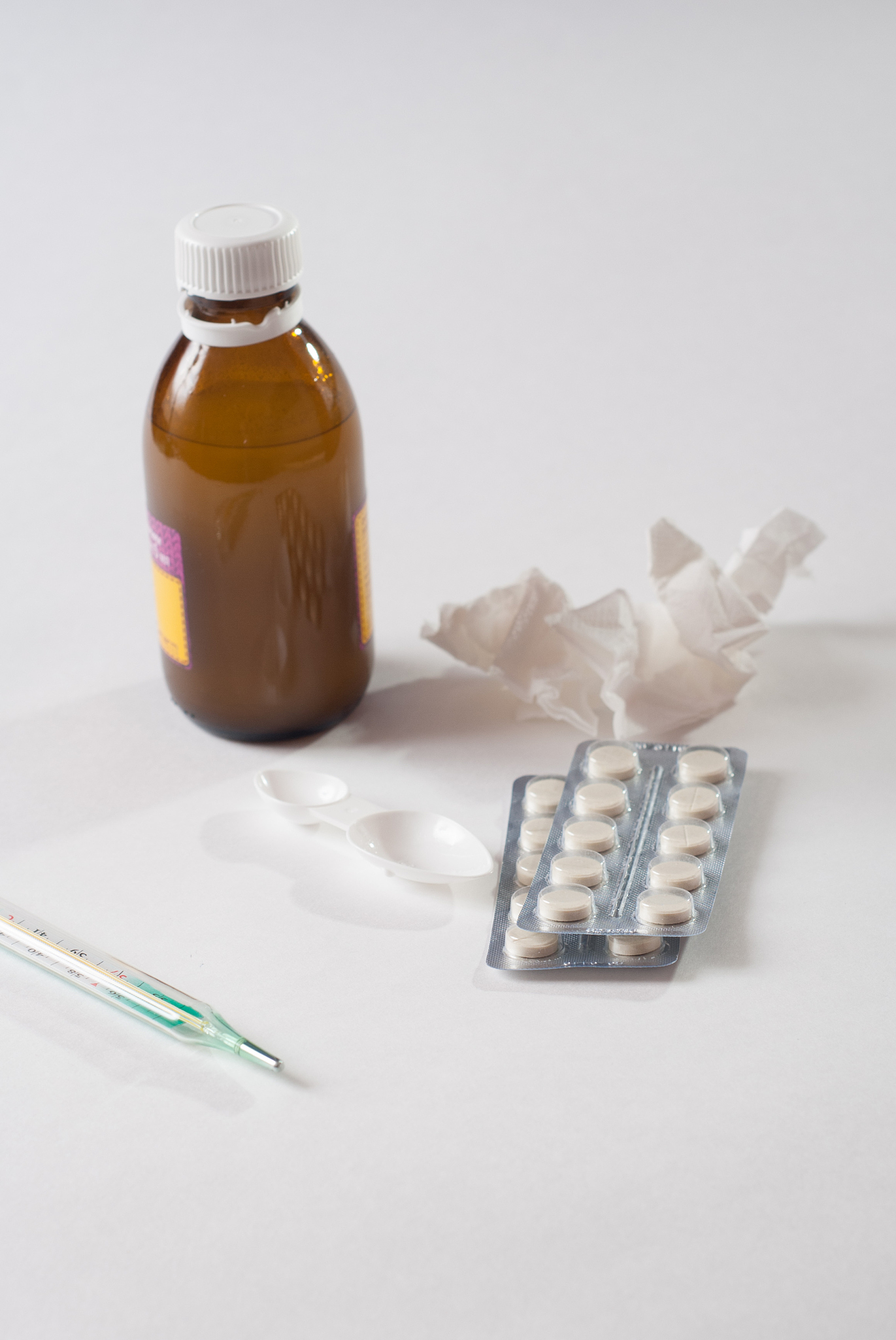 set for flu treatment, thermometer,