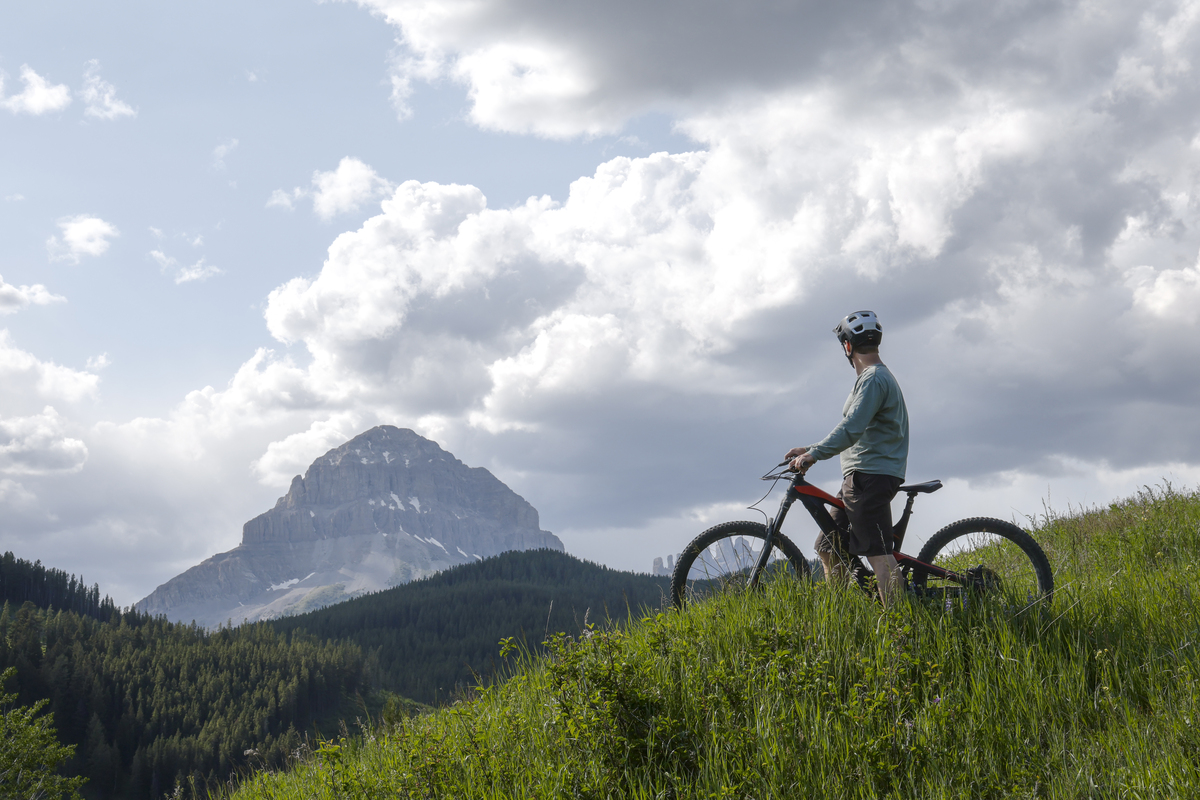 Tom's Mountain Bike Photography: Capturing the Essence of Adventure