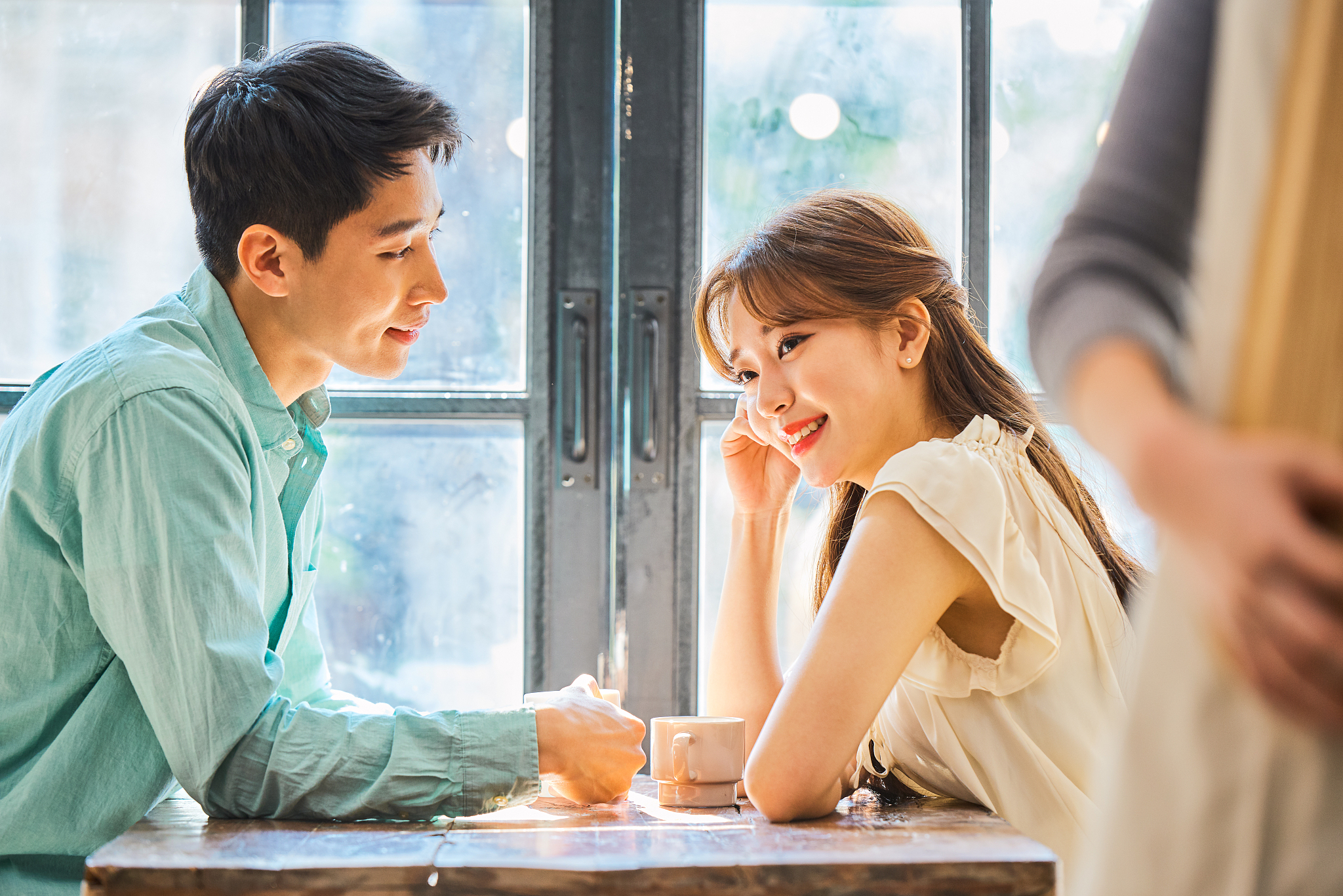 夫妻之间有纯友谊吗？