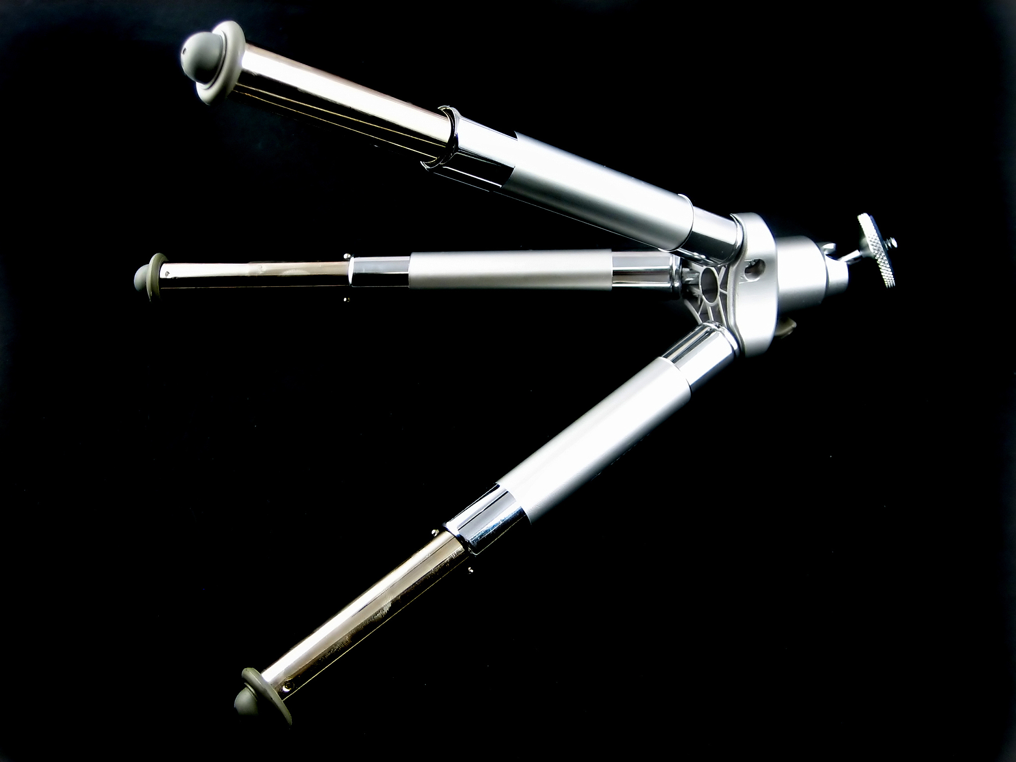 固定套组1：带脚架53的舒适医疗设备