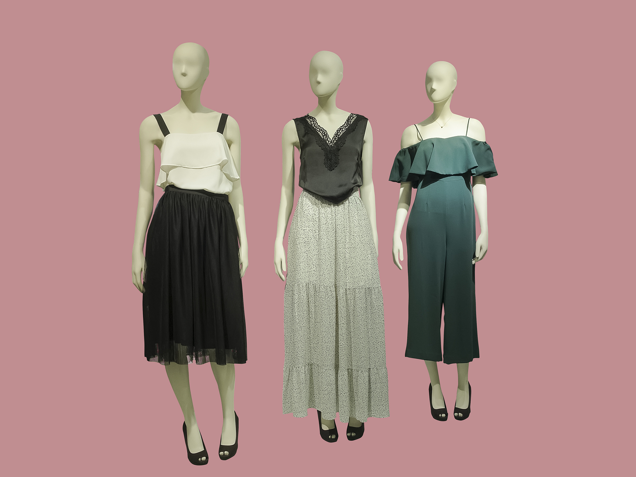 Vuzea.com: Discover Unique Fashion & Support Independent Designers