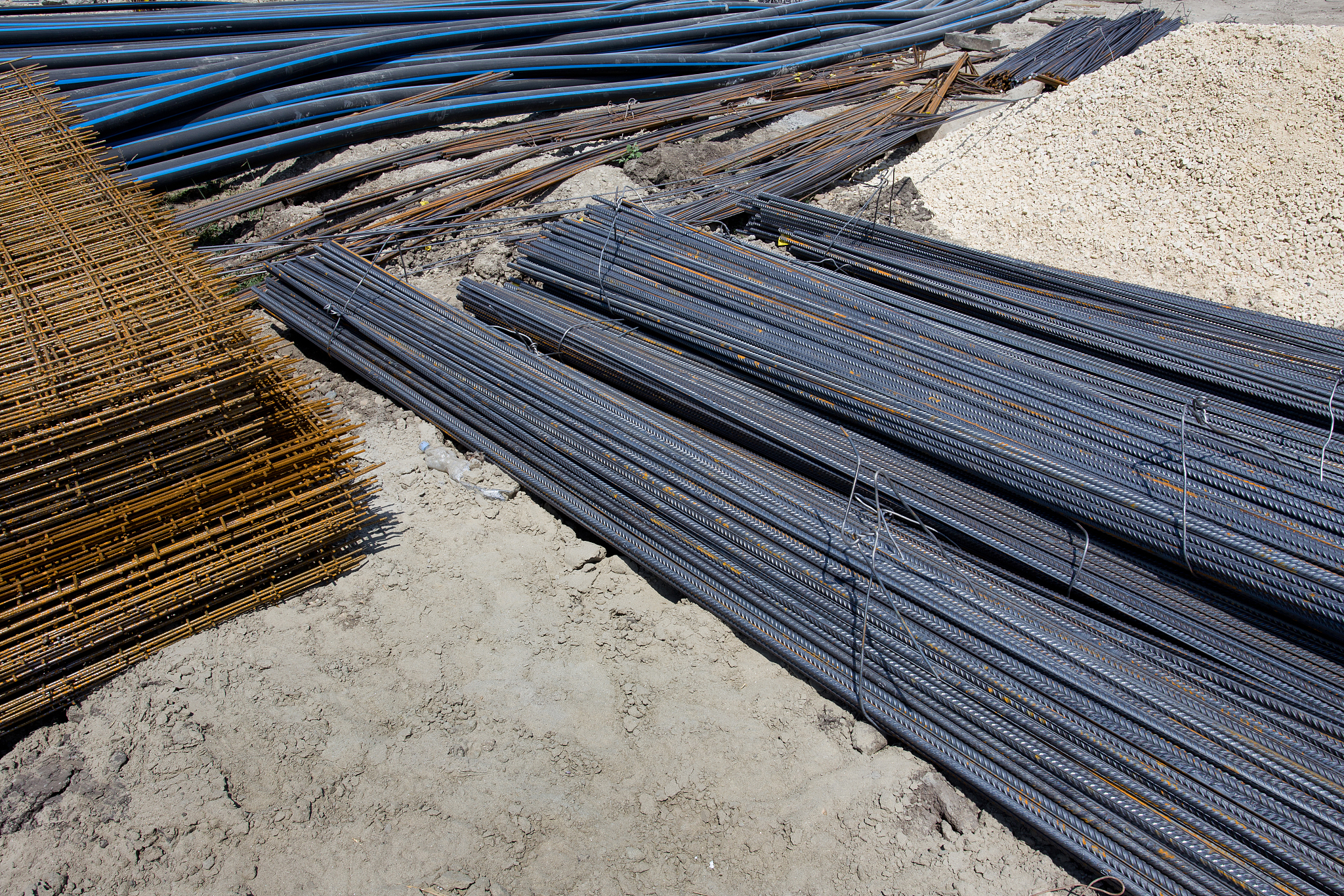 结构钢材：建筑工程的坚强骨架