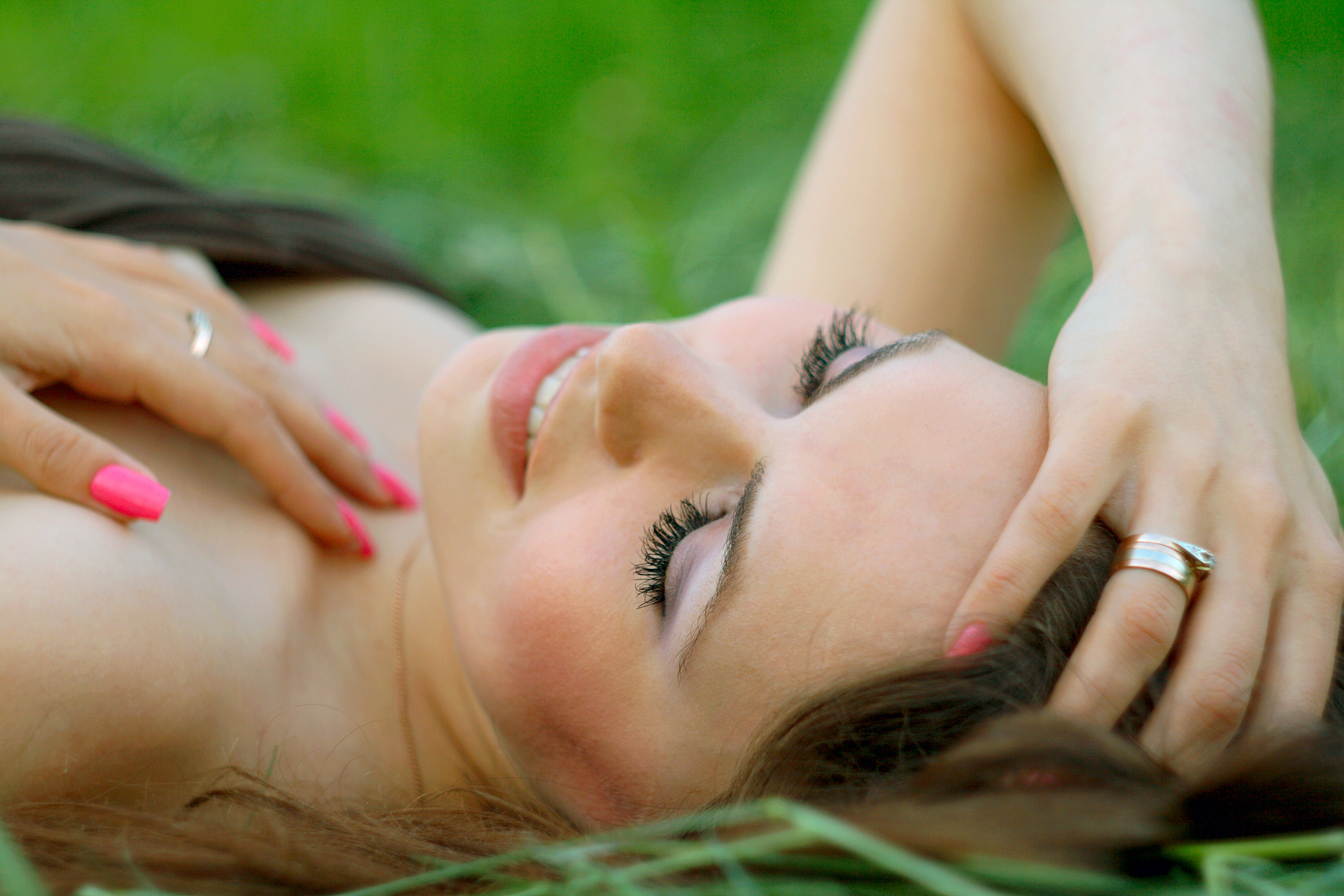 lying girl