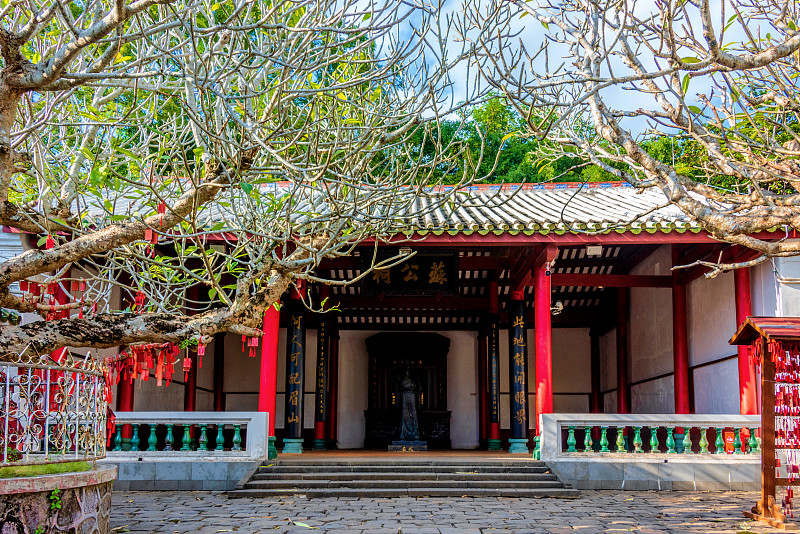 海南高中数量及教育现状