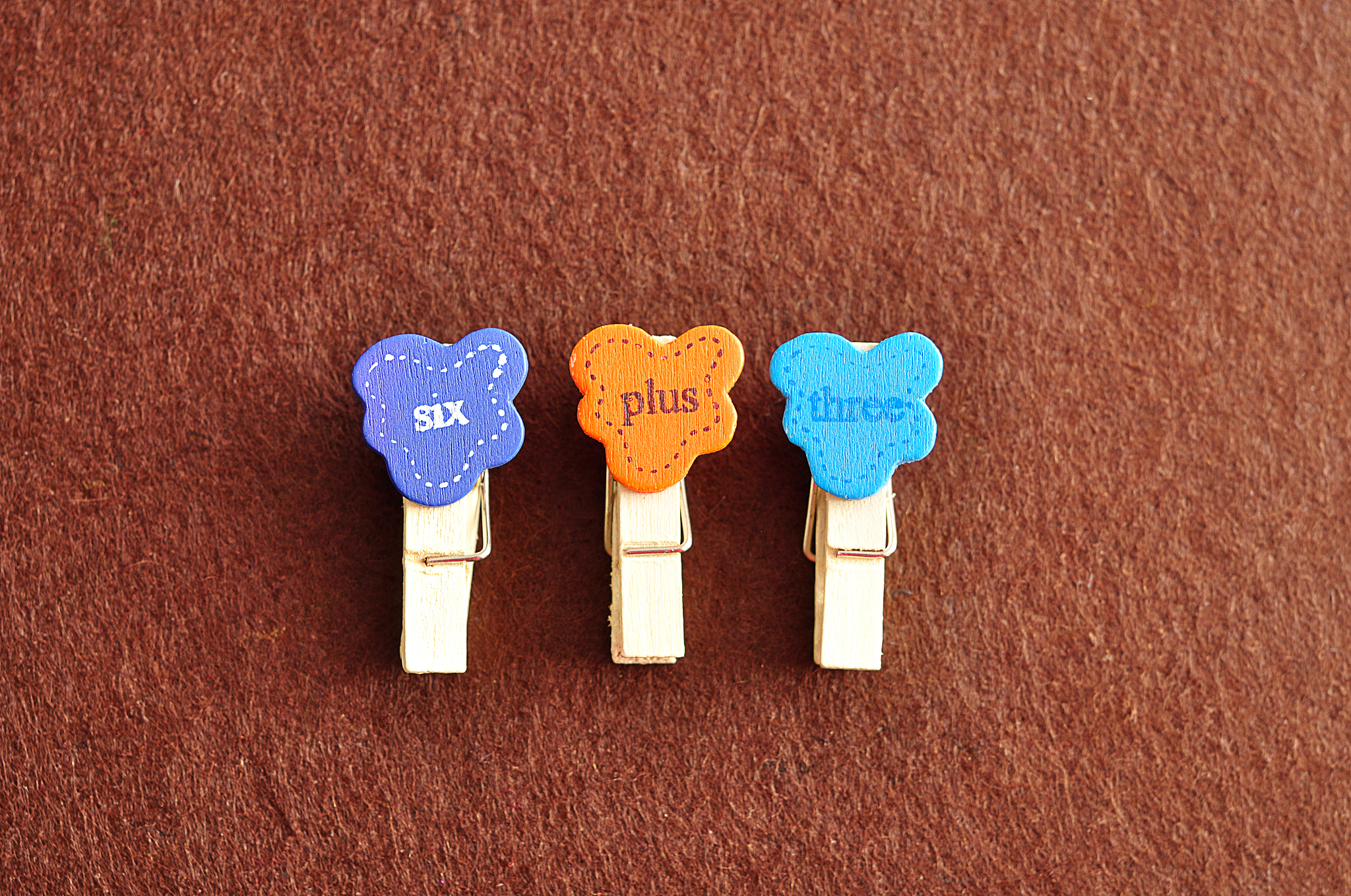 三位数加法：等于6的所有组合