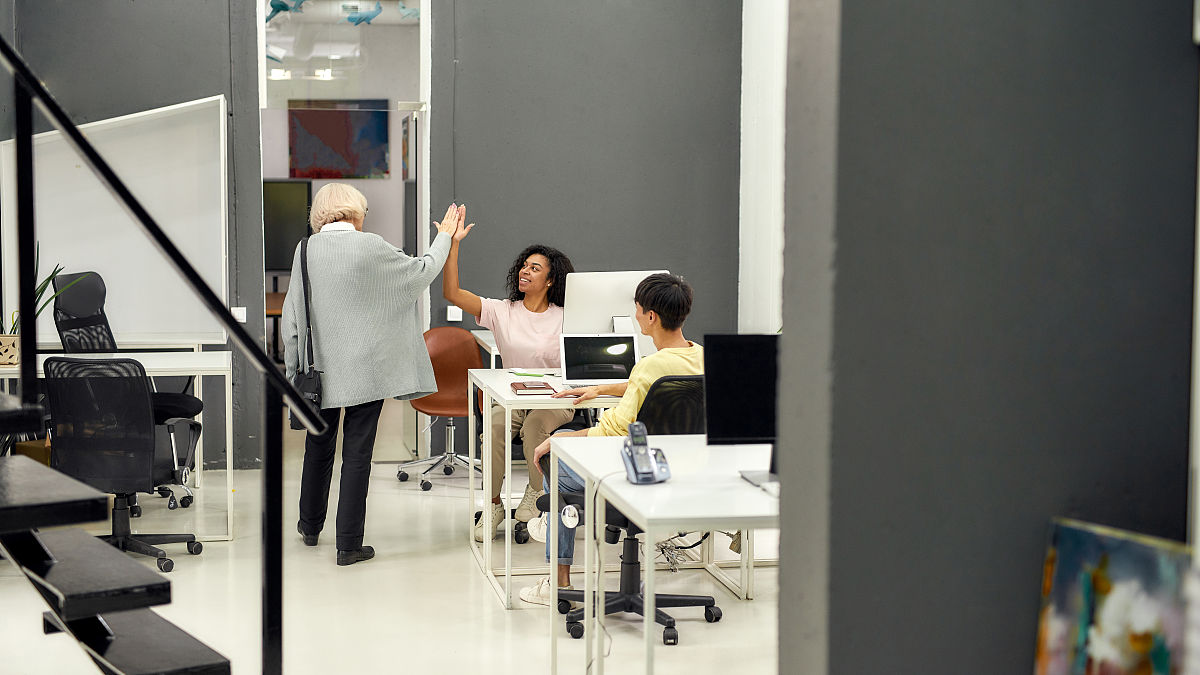 帮我写10篇150字左右的实习日志