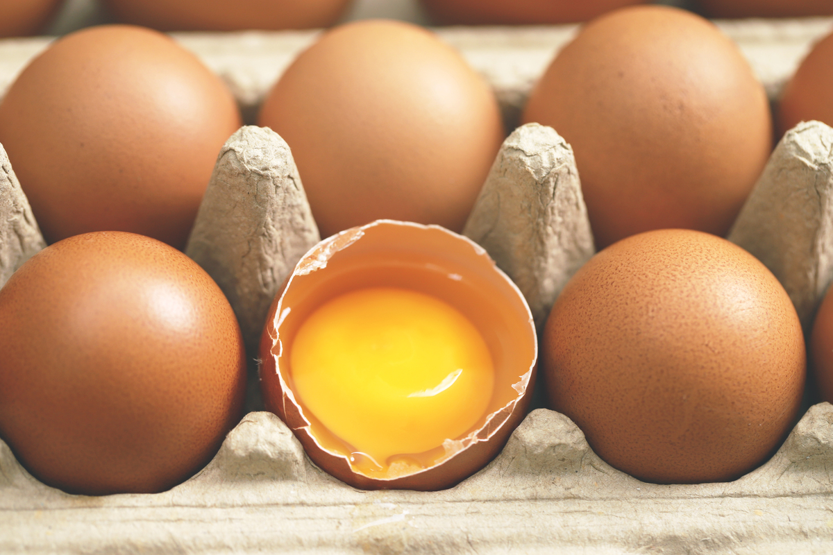 新鲜鸡蛋 vs 放置很久的鸡蛋：营养差异分析