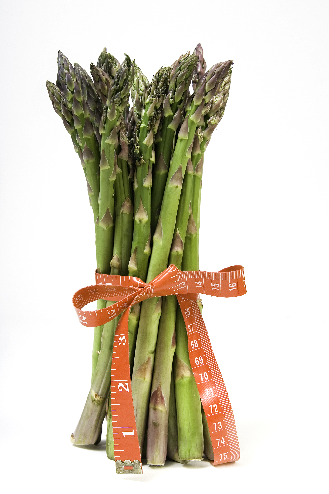 diet friendly asparagus bunch