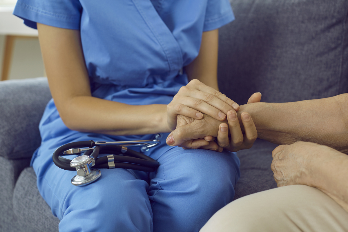 医生手麻恶心？5个常见原因解析